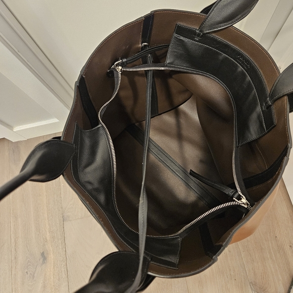 PRADA Grace Lux Large Tote - Picture 3 of 5